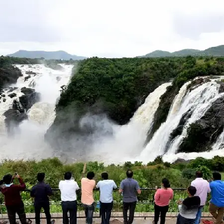 Karnataka Package Bharachukki Waterfalls